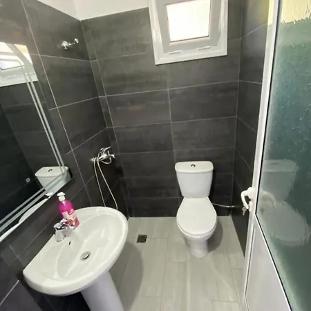 아파트 Valona Apartament *
